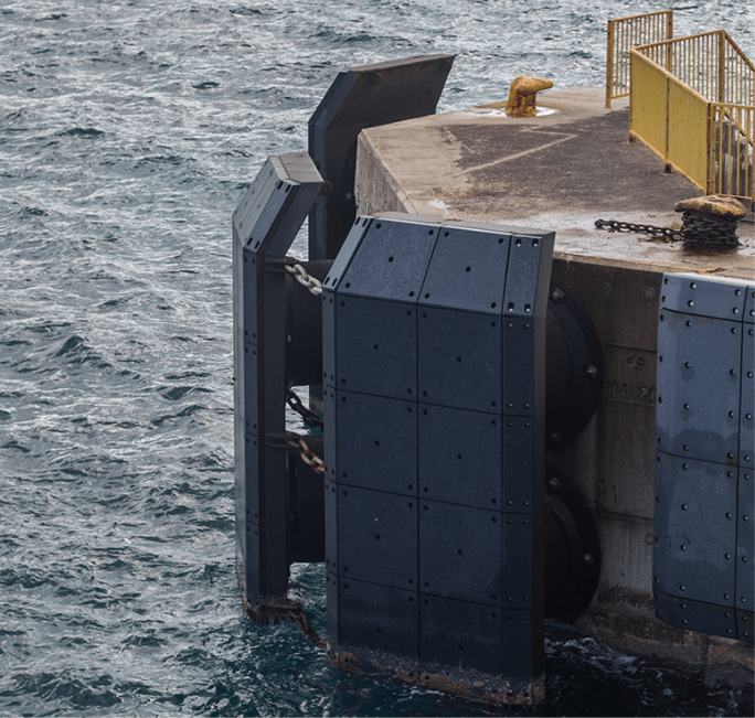Exposed to complex marine environments with long‑term salt spray and solar UV exposure