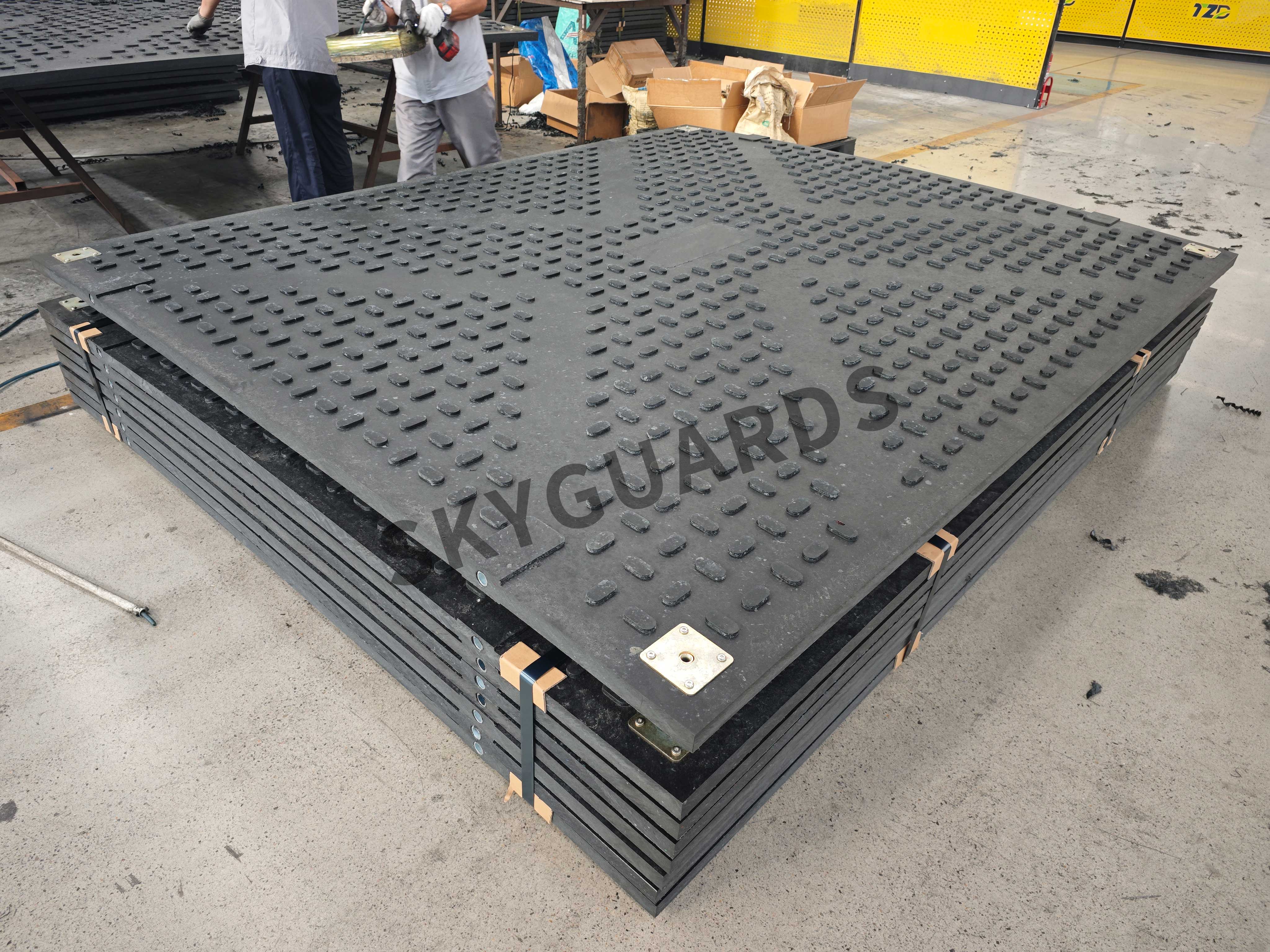Dura mats -heavy duty ground protection mats