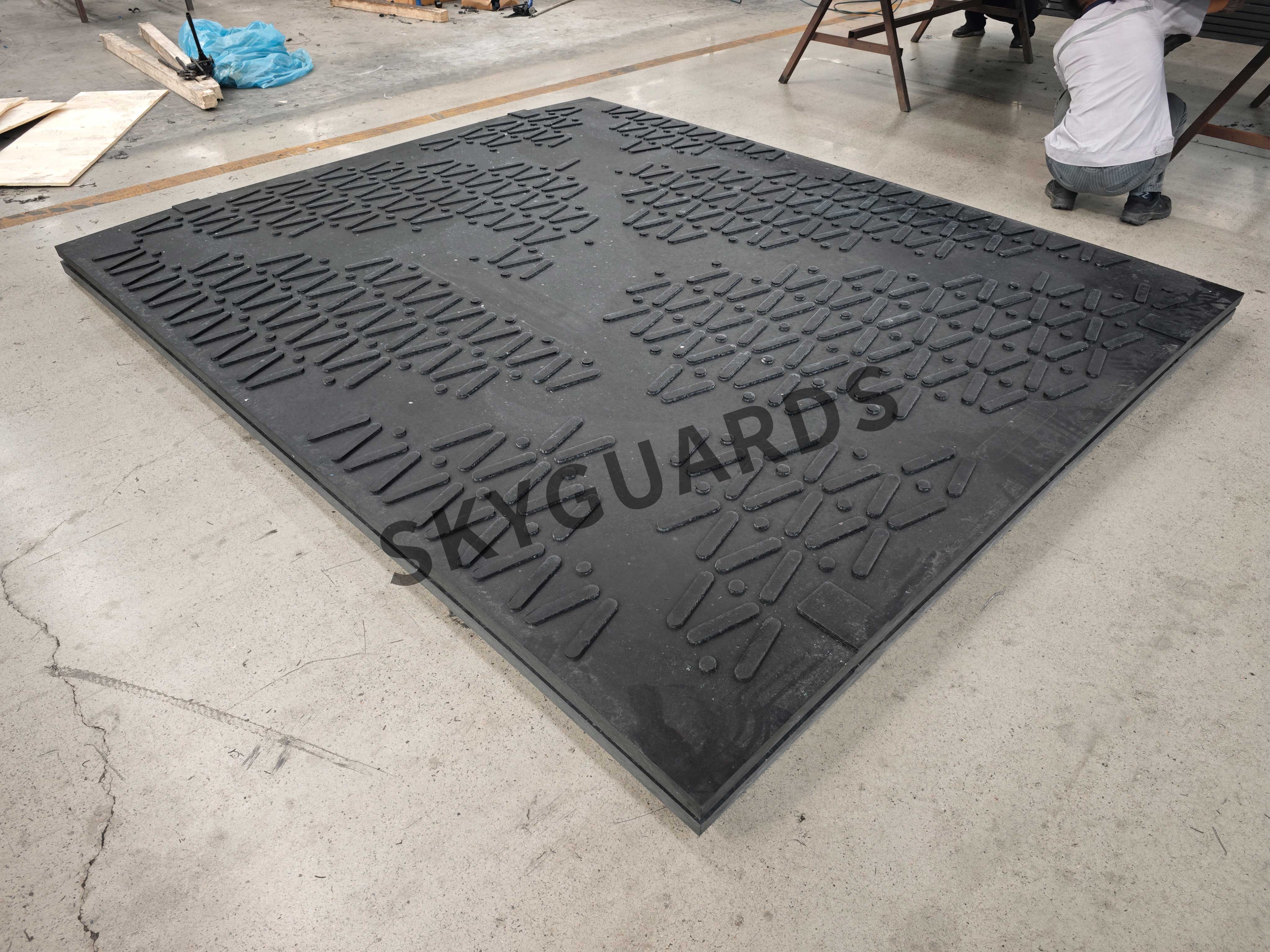 Dura mats -heavy duty ground protection mats