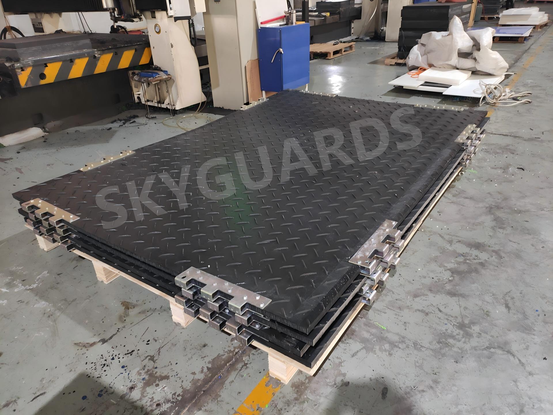 Base mats - ground protection mats (Russia Popular)