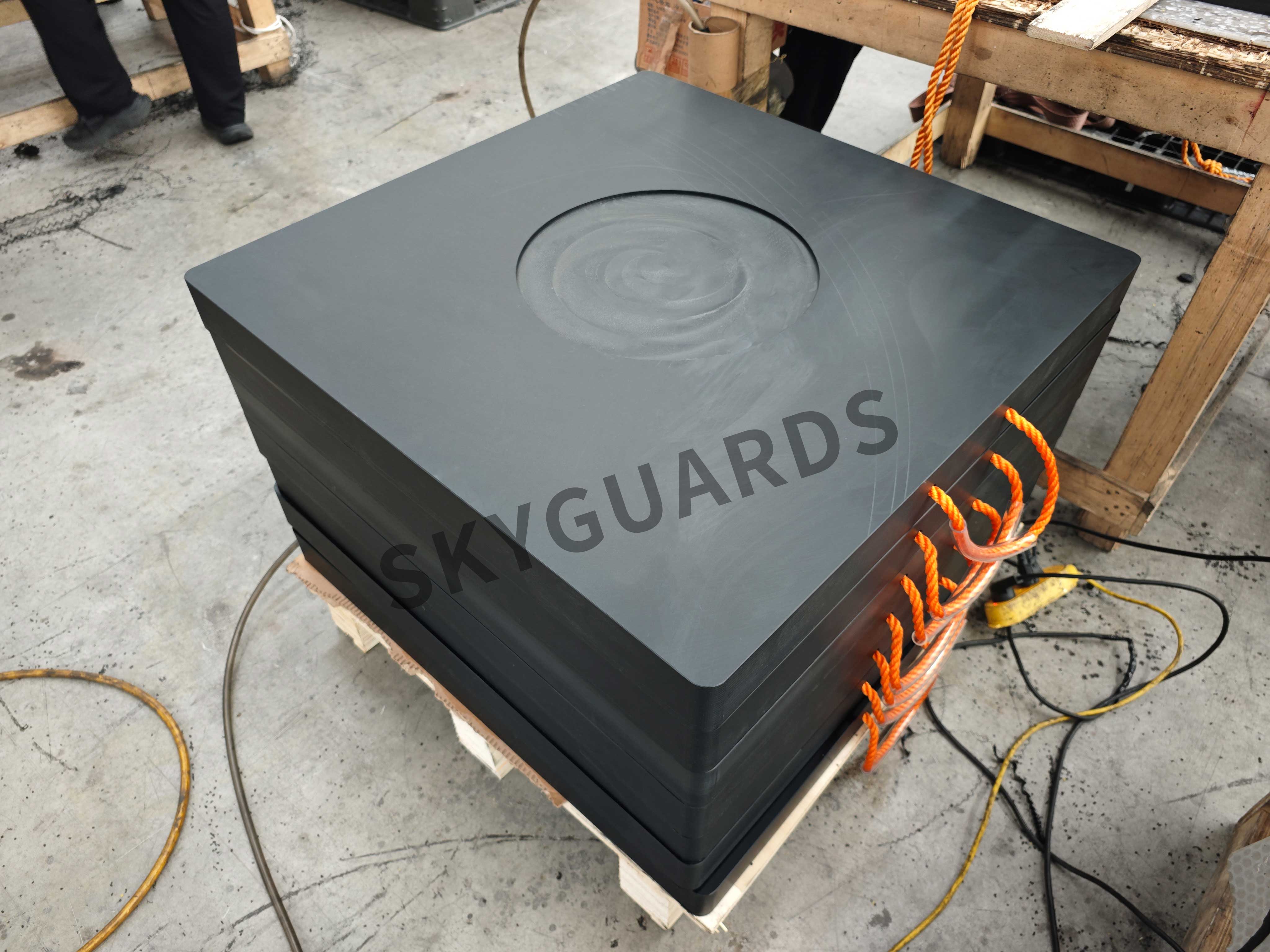Rough Surface anti-slip Crane outrigger pads 
