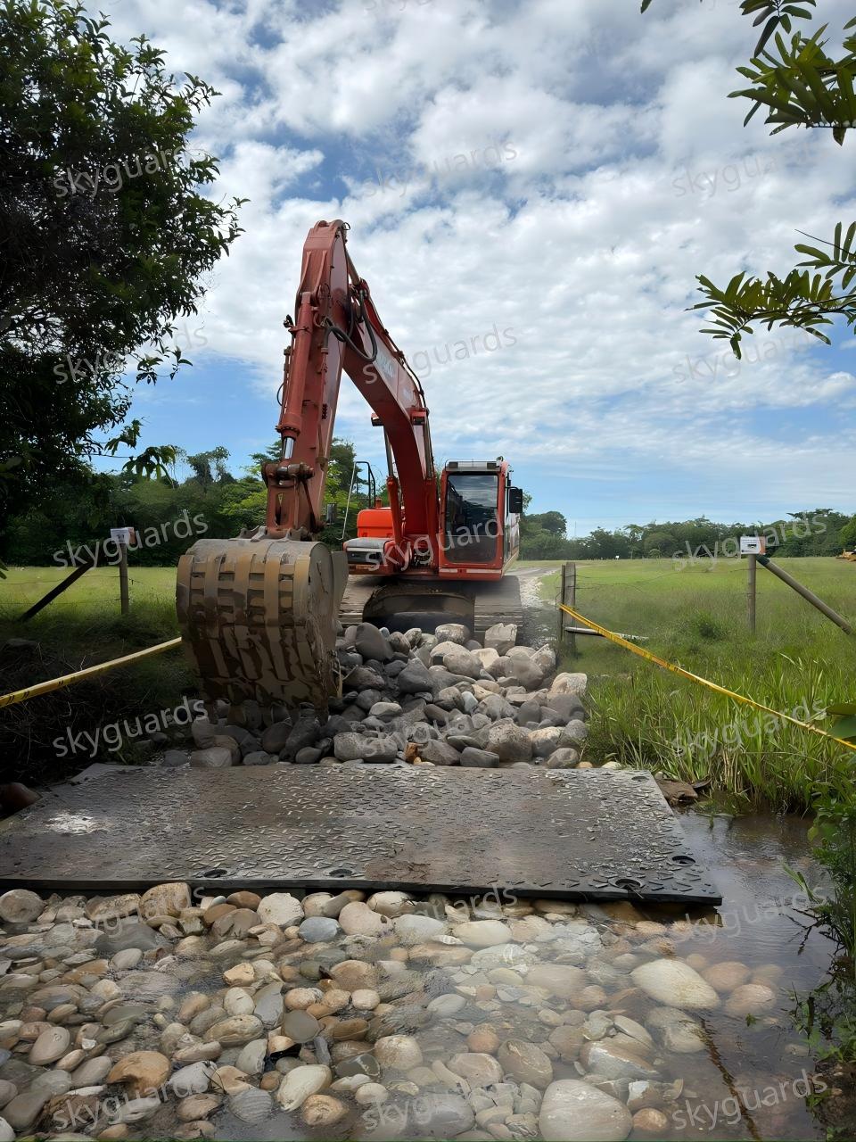 Application of Skyguards Temporary Access Mats in Colombia